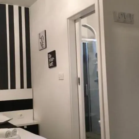 Lota Apartment *